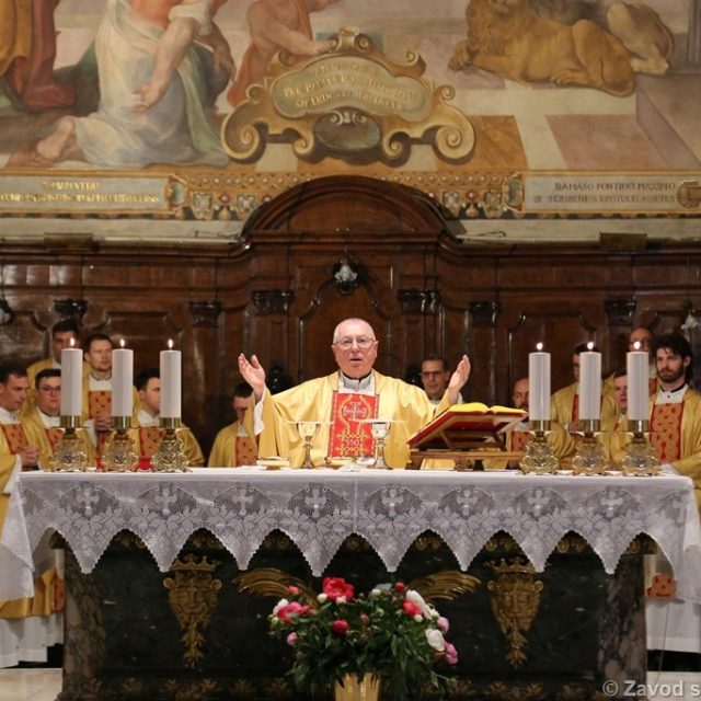 Naslovna Naslovna