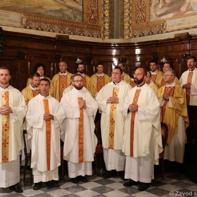 CH7A5734